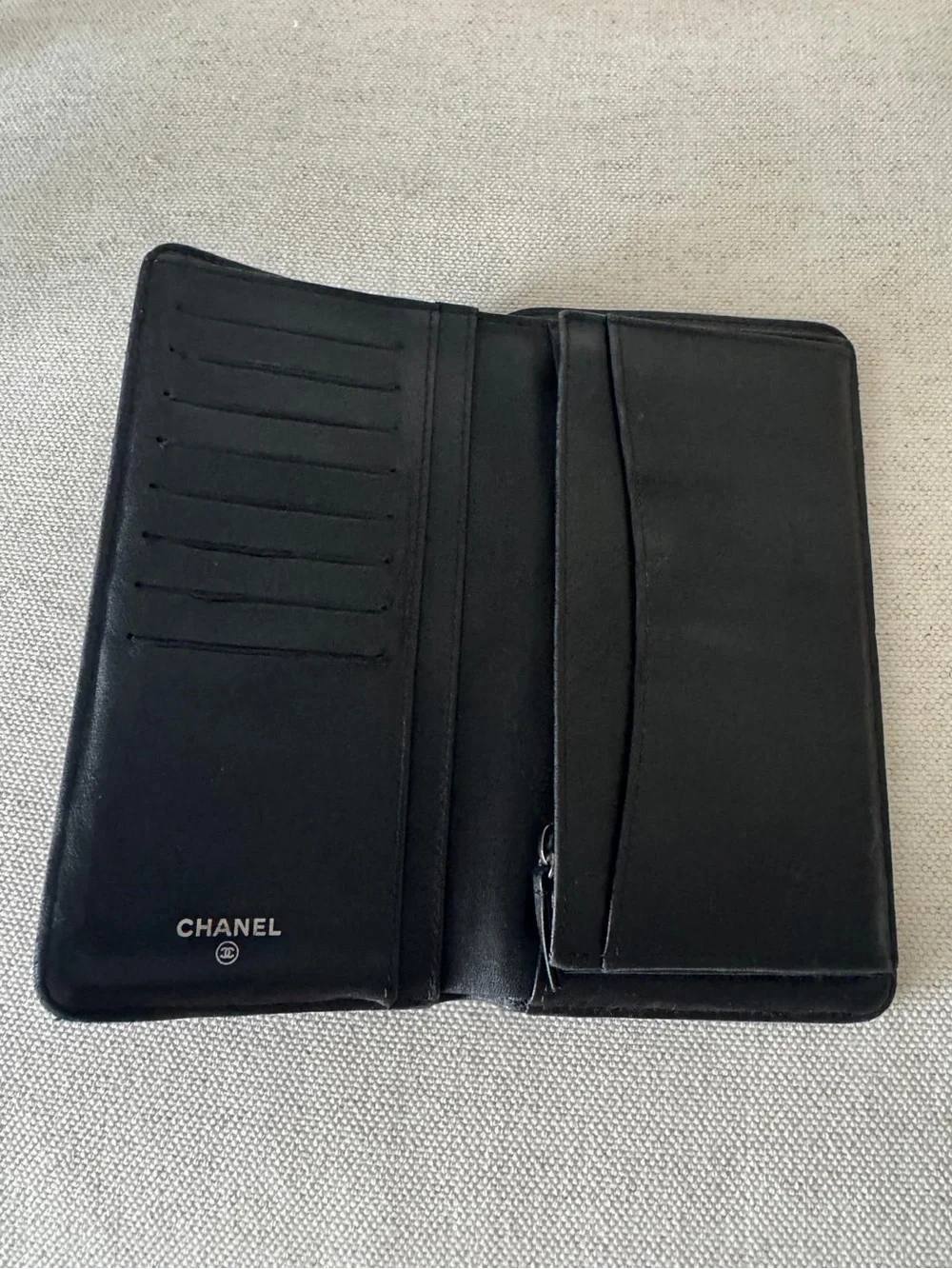 Authentic Chanel Classic Quilted Lambskin Bifold Flap Yen Black Wallet-FLAWED